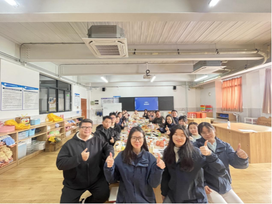 三位一体家访新范式 家校委同心护成长