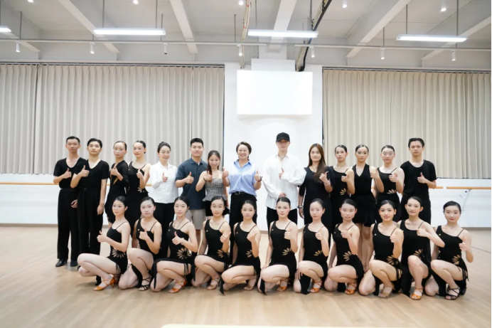 深圳市携创高级技工学校三二分段培养结硕果